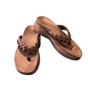 Vionic Kenji Braided Sandals